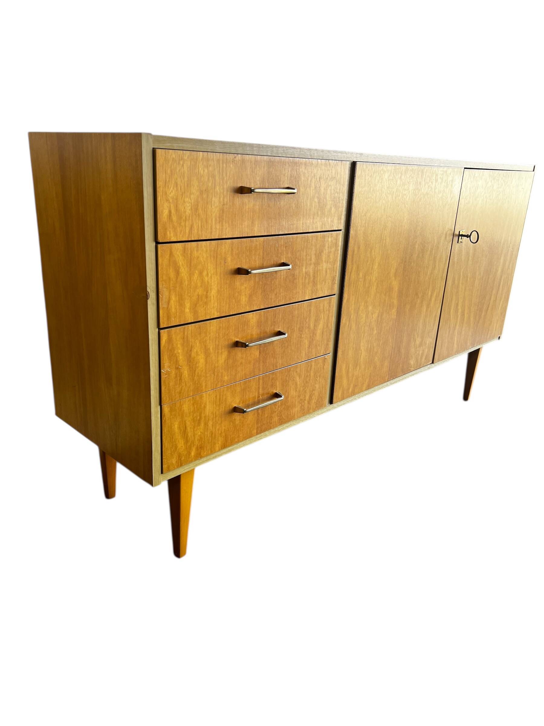 Vintage chest of drawers/sideboard/TV stand