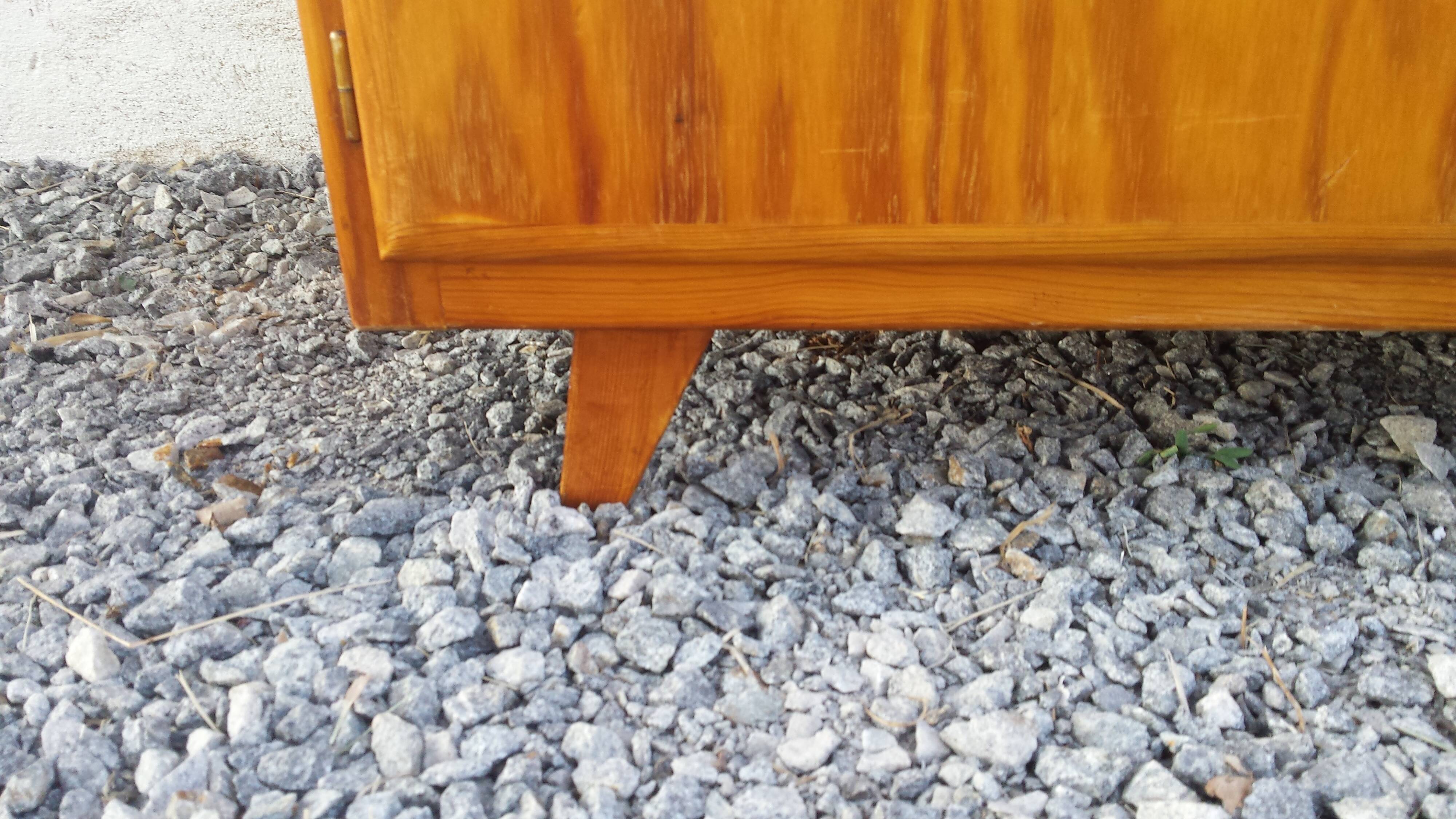 Mado side board