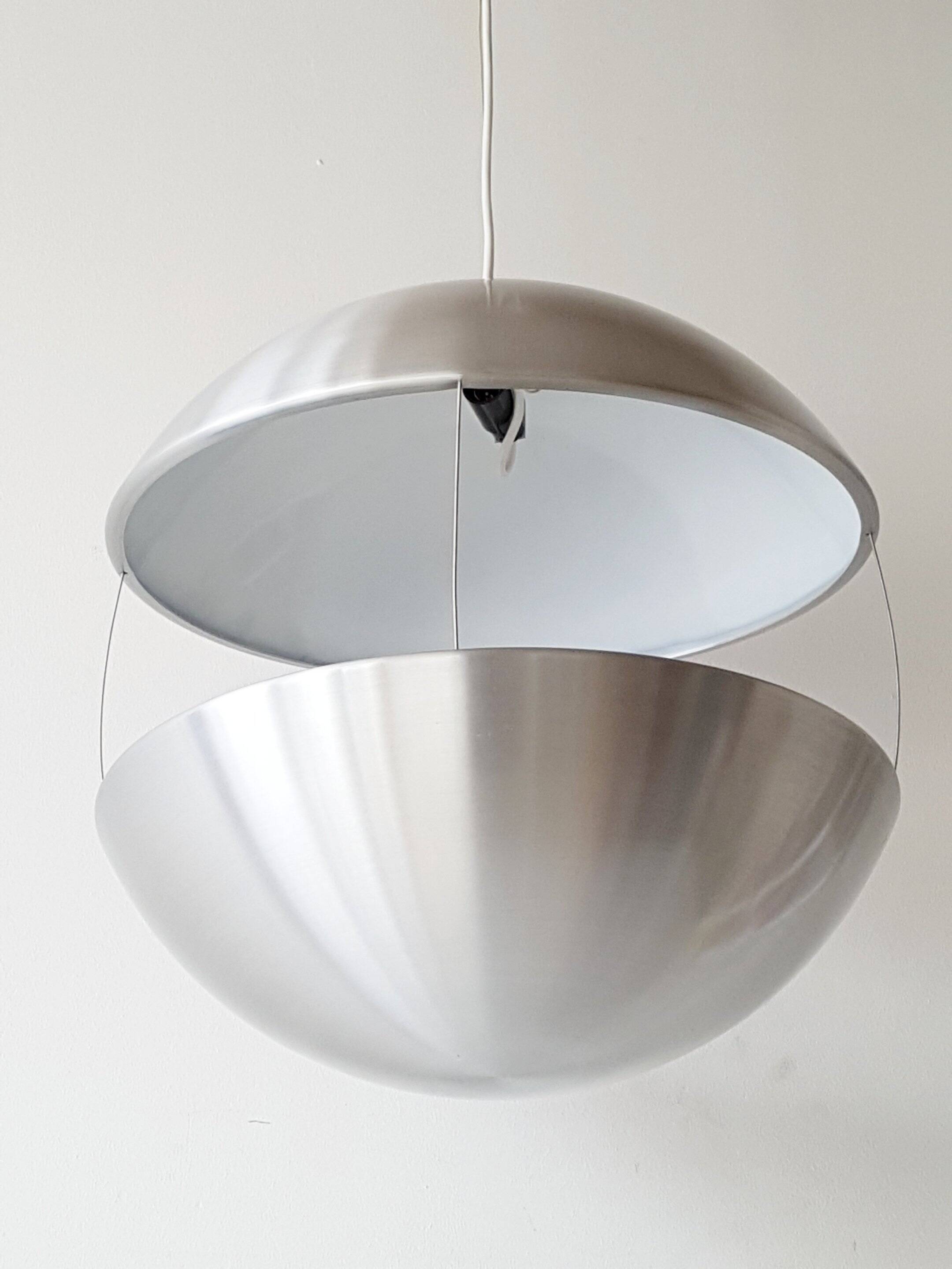 Set of 6 RS50 hanging planters by Poul Cadovius for Royal System.