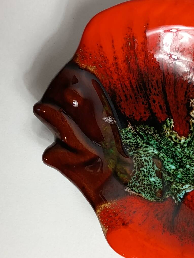 Ceramic fish bowl or pocket tray signed Vallauris, 1950s.