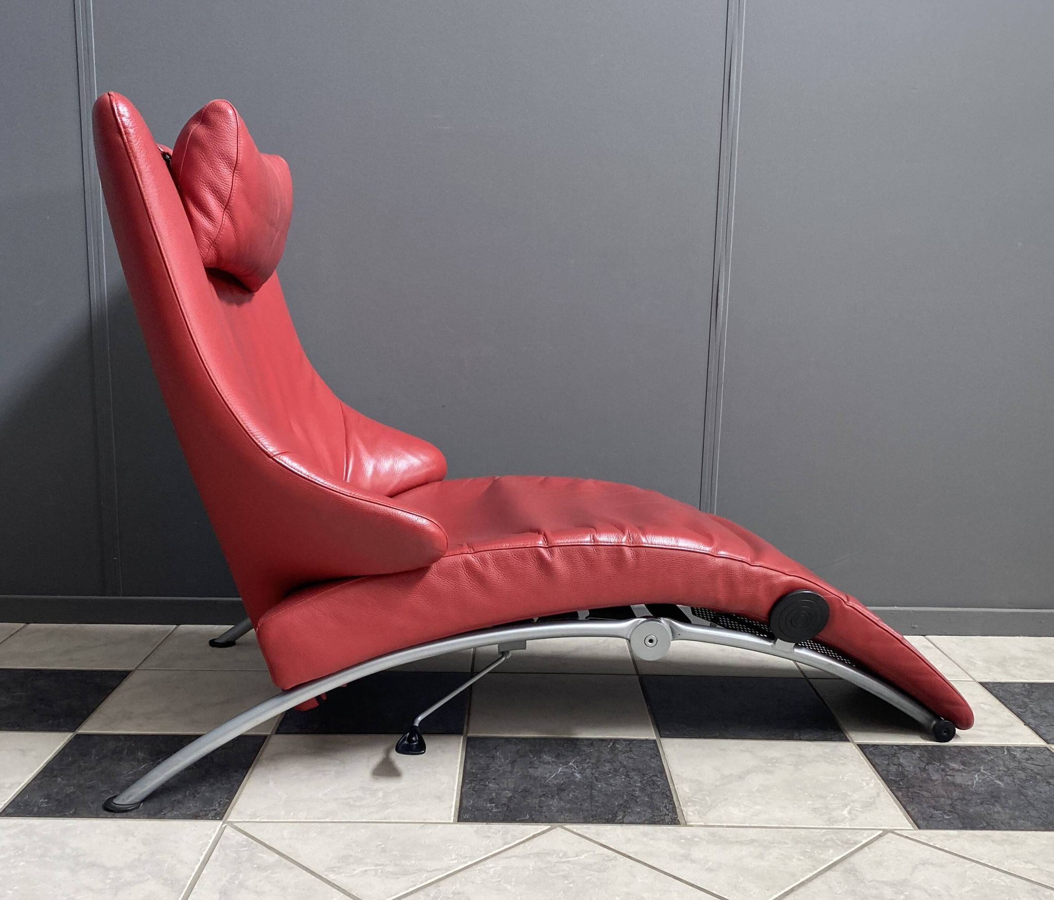 Foldable red relax chair by Stefan Heiliger model Solo 699 for WK Wohnen