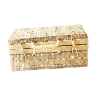 Wicker case