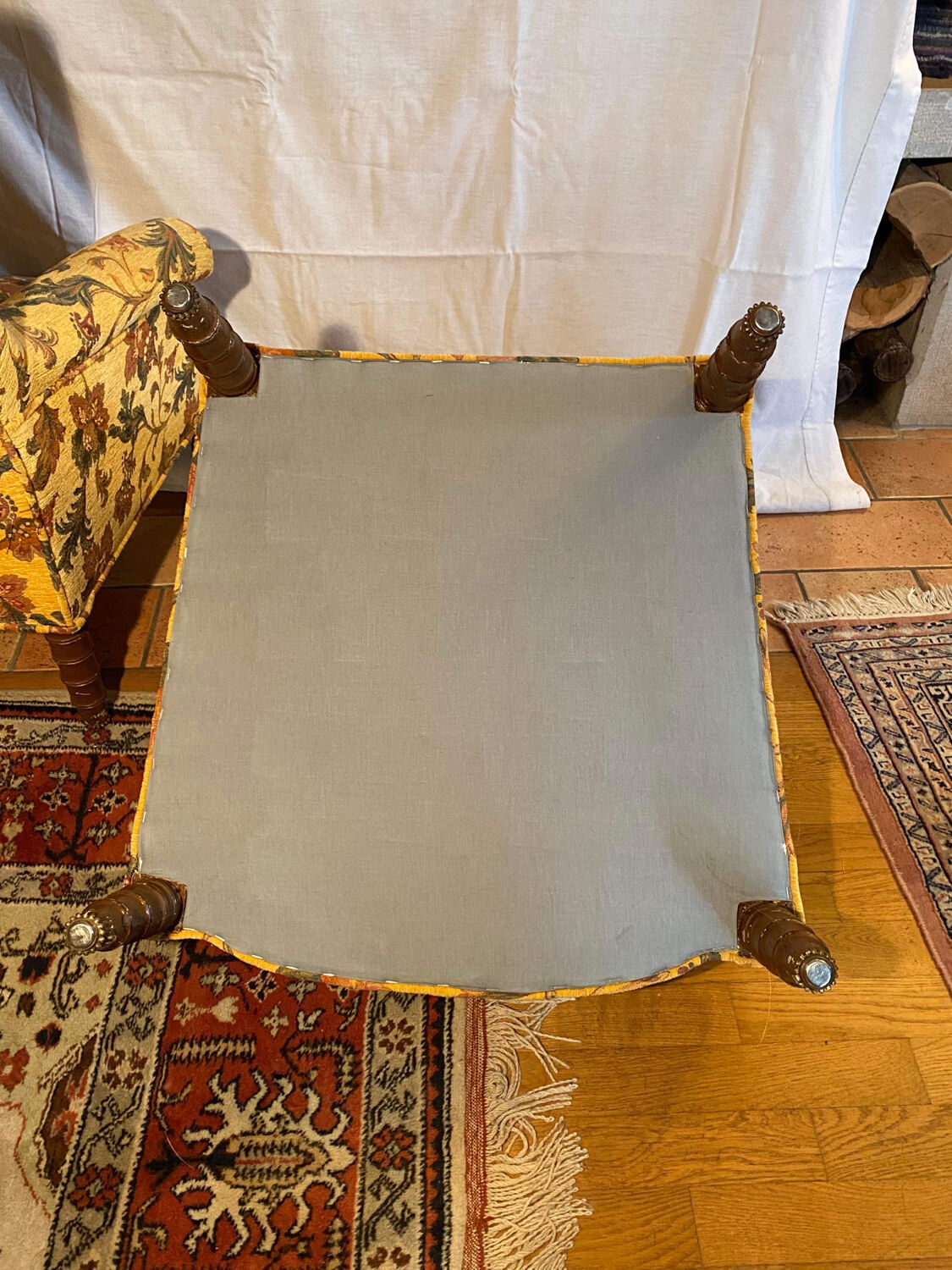 Pair of english style armchairs