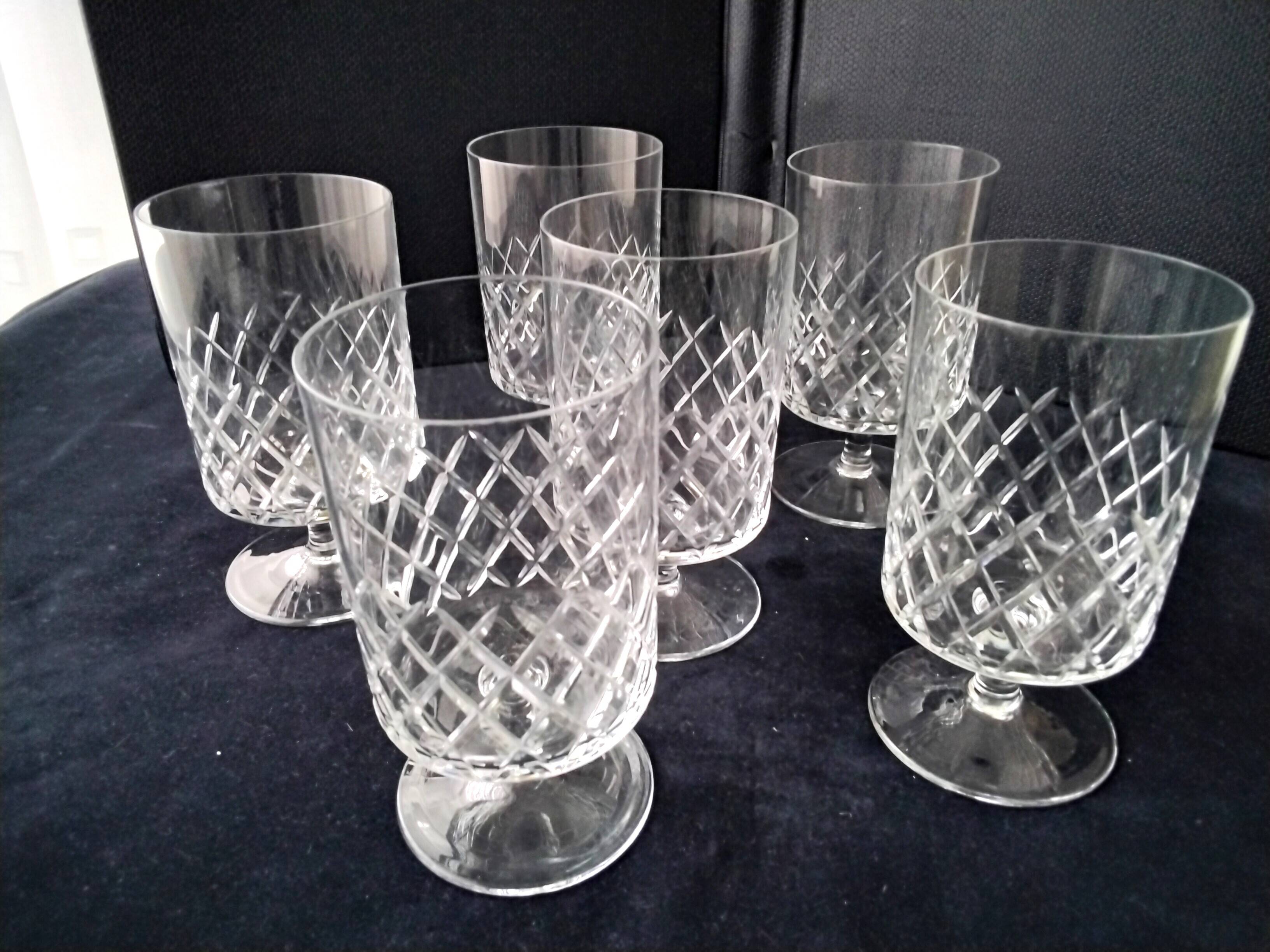 6 Water glasses or large wine glasses Crystalline Lattice decor