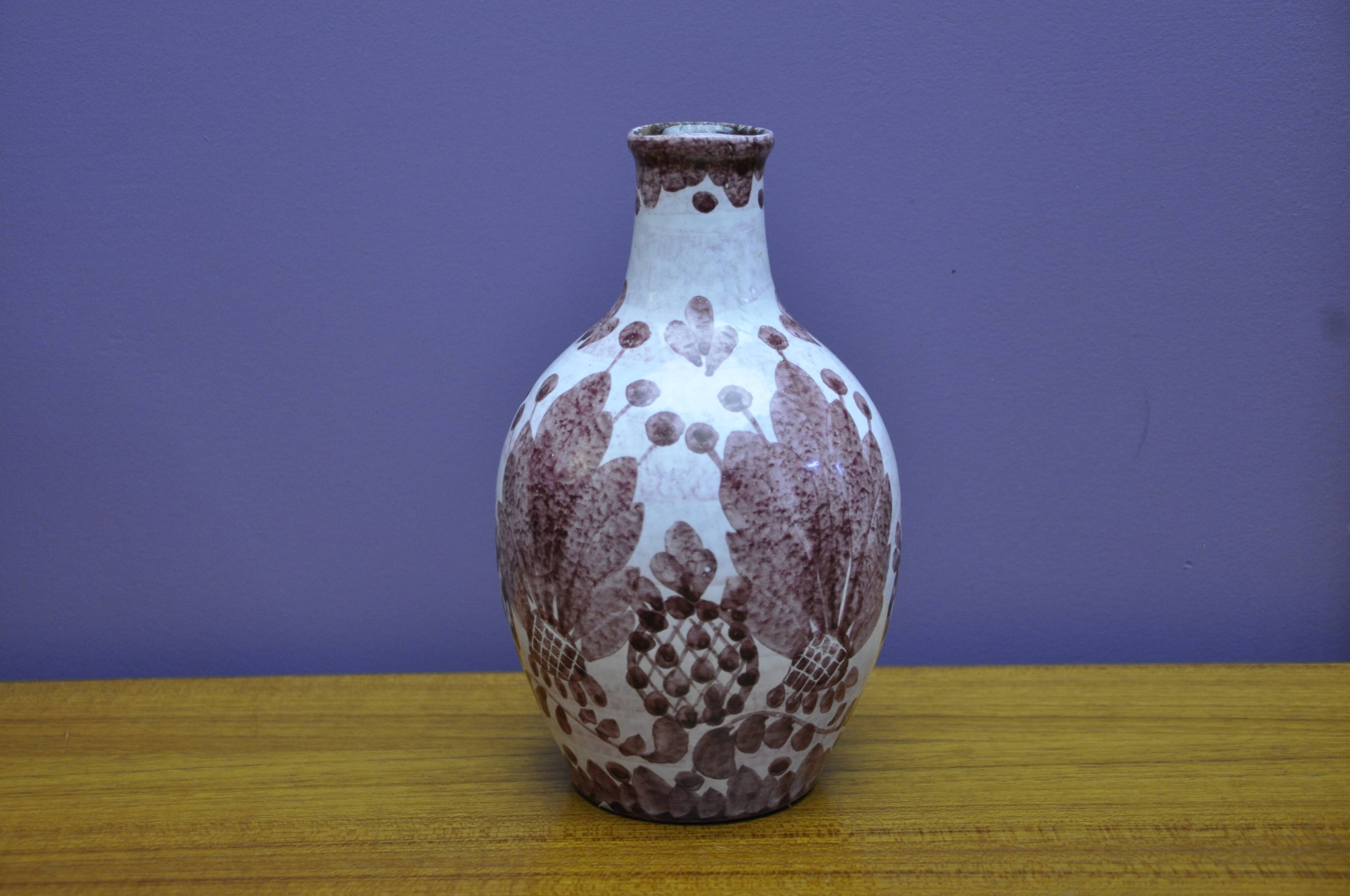 Italian porcelain vase