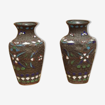 Paire de vases japonais en bronze et émail