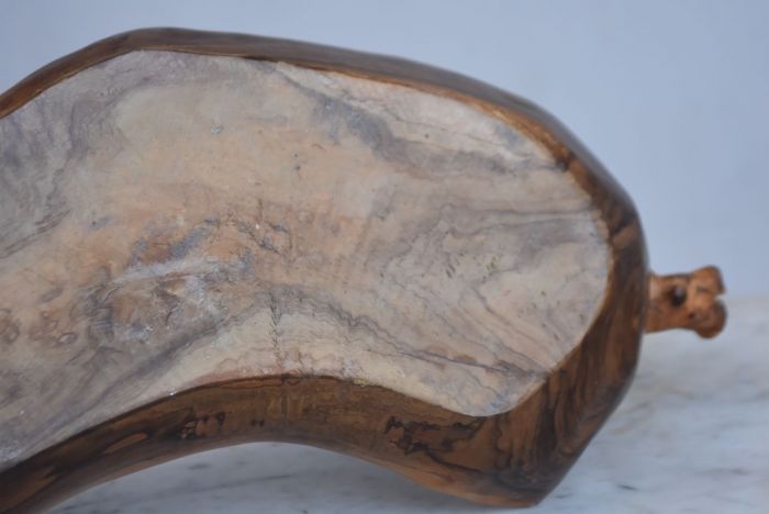 Fruit basket in olive tree sculpture Brutaliste