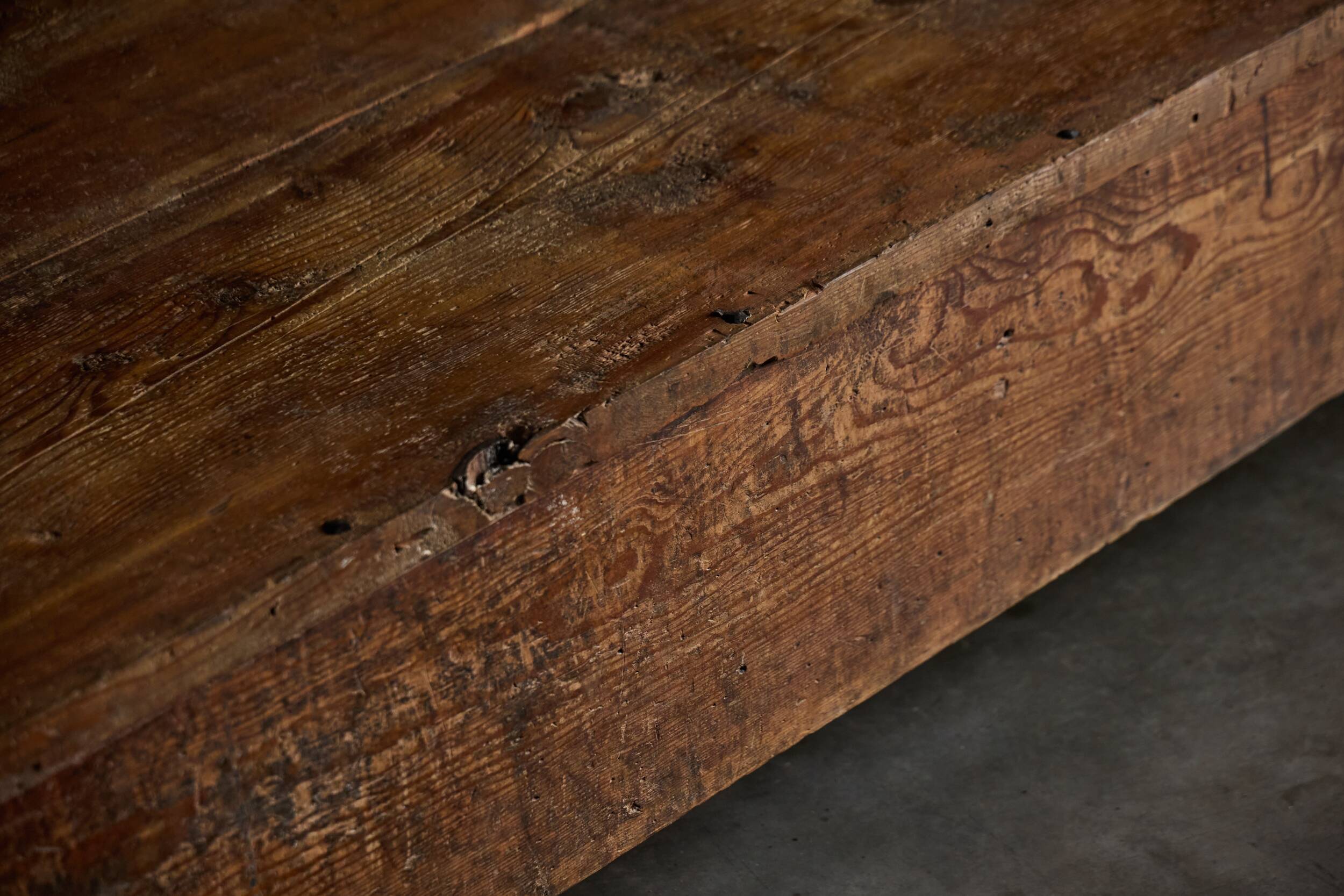 Table basse rustique vernaculaire, France, 20e siècle