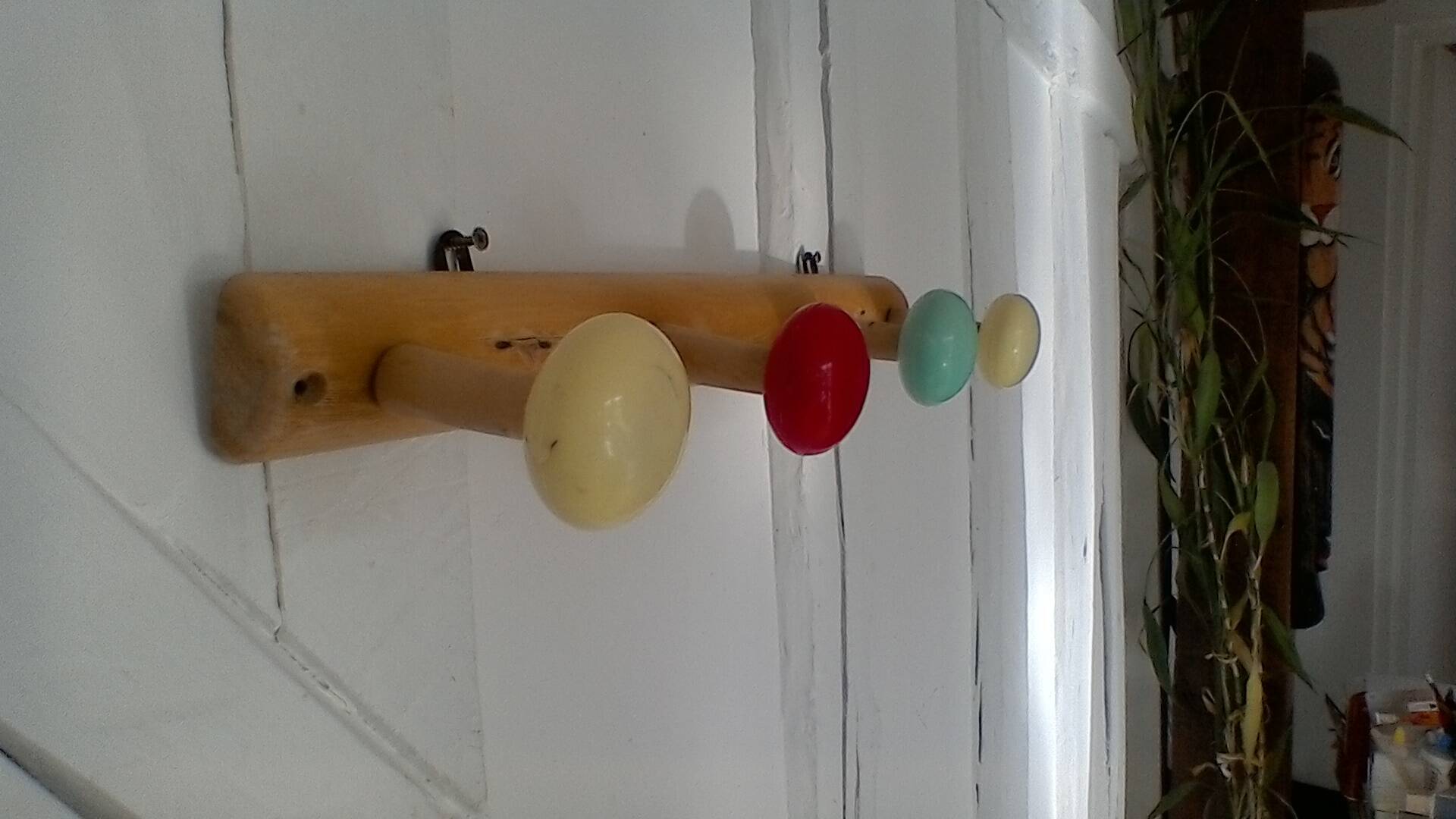 Coat rack with balls, vintage.
