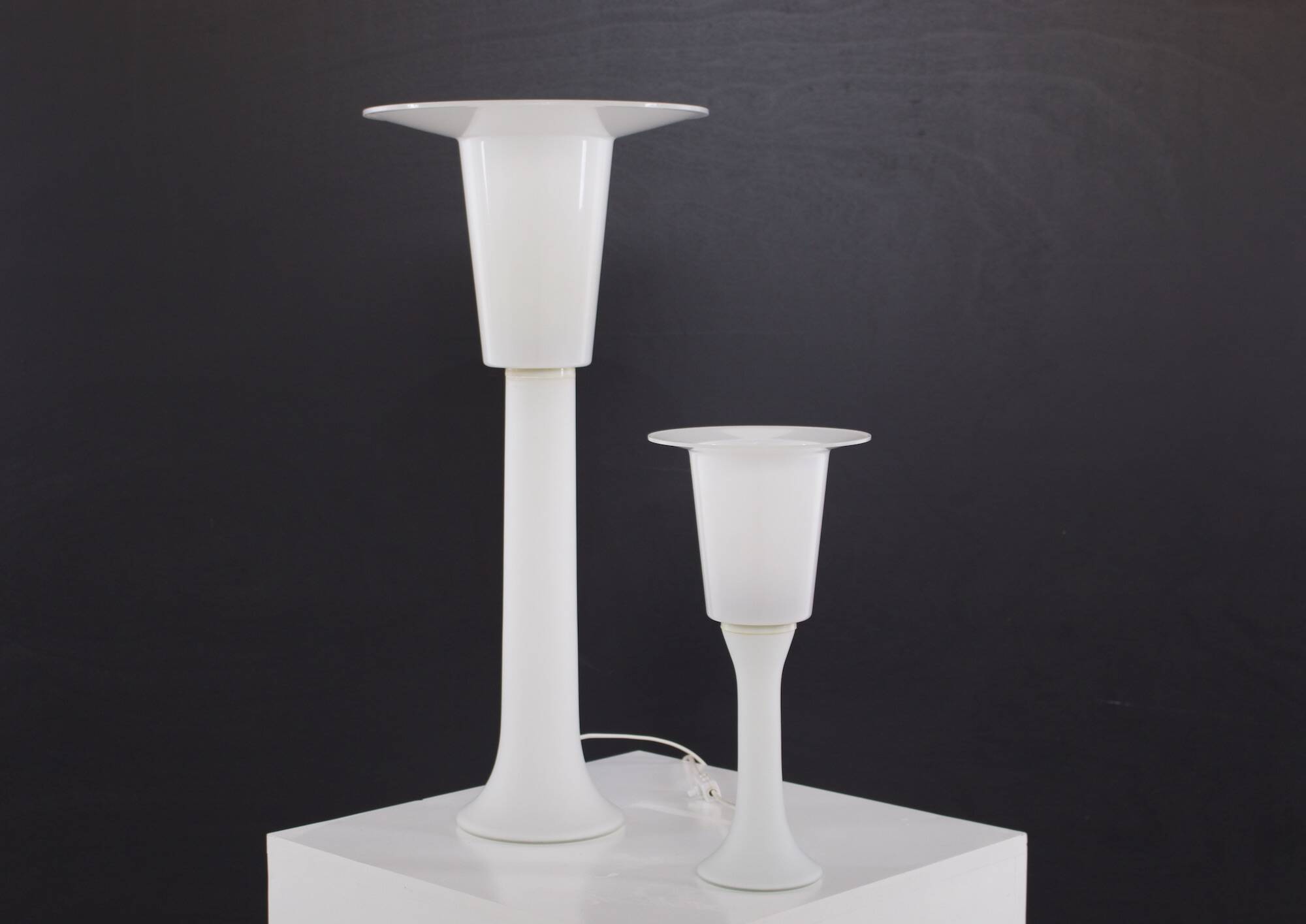 Large Luxus Sweden lamp.