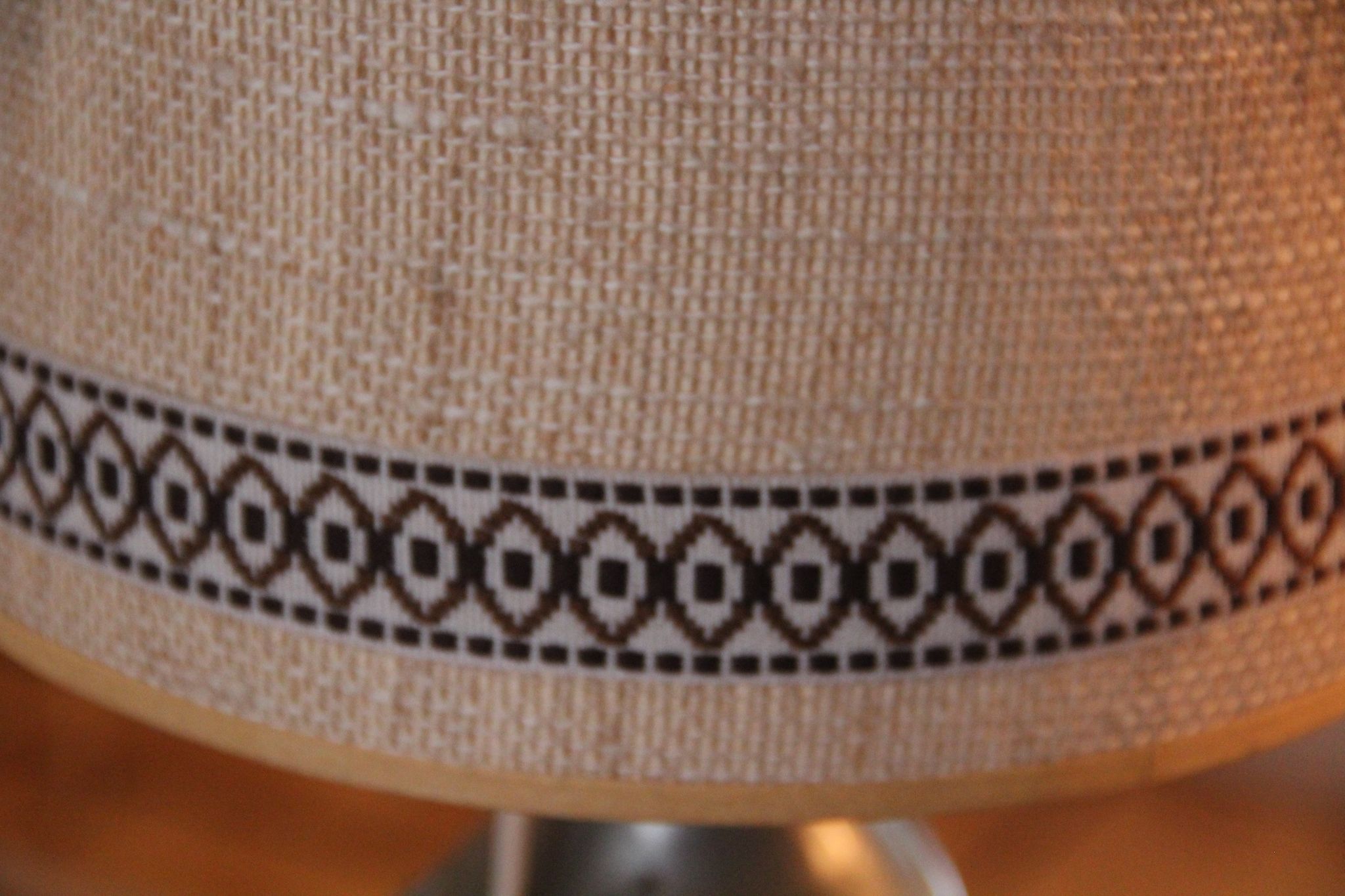 Seventie's bottle foot lamp