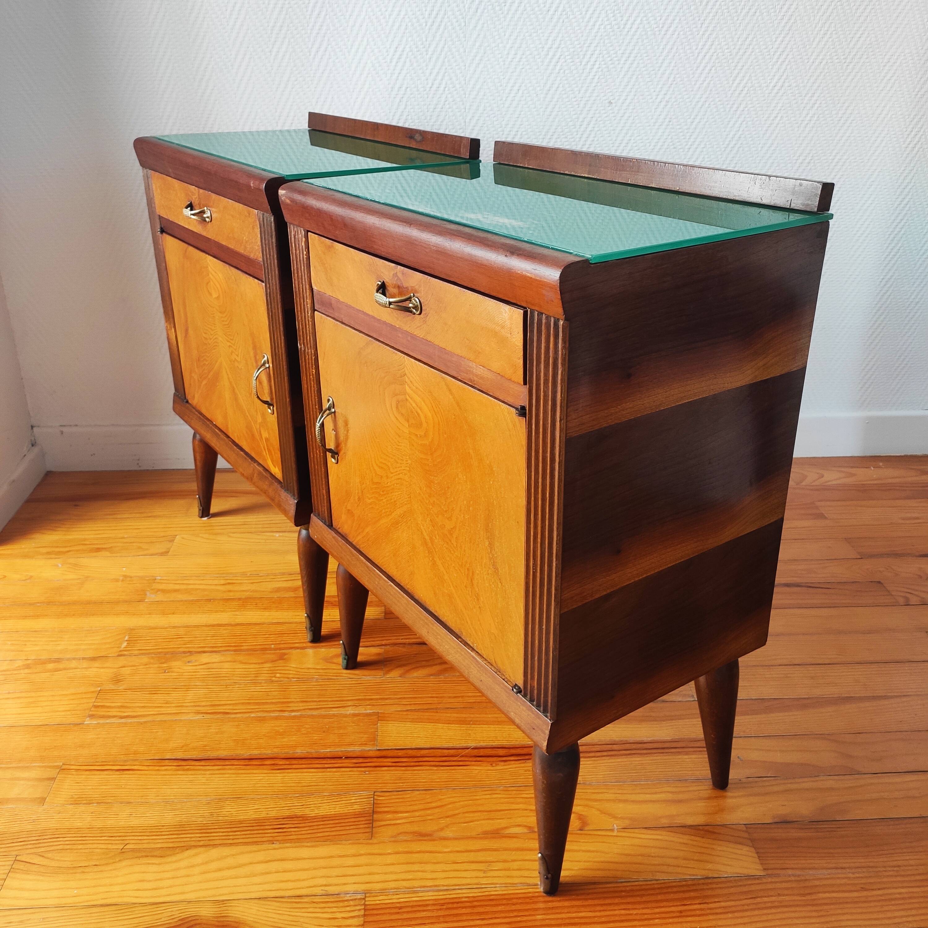 Paire de tables de chevet Italienne de 1950