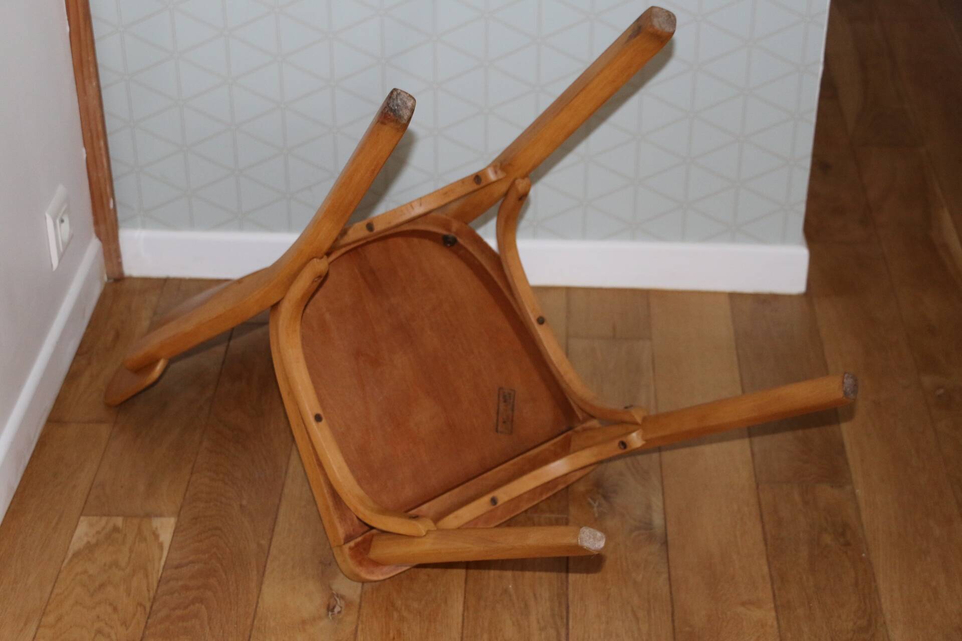 Set of 6 Baumann chairs No. 33 light beech
