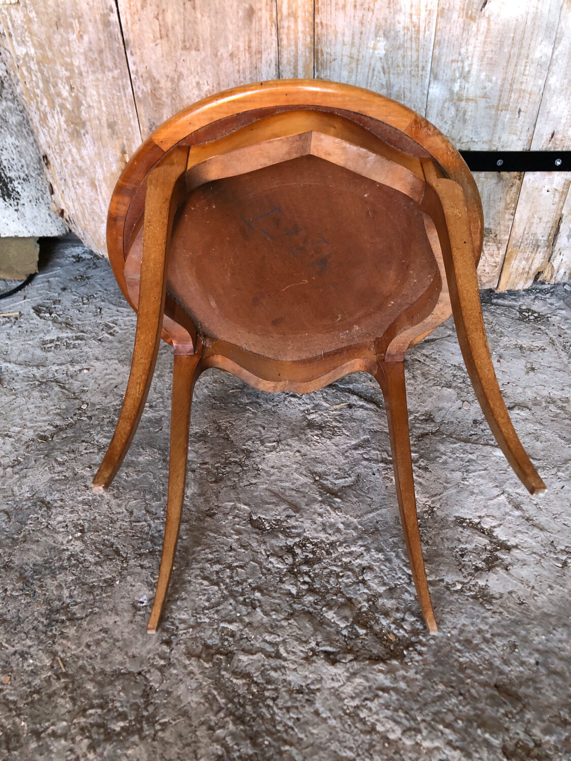 Coffee table style louis XV