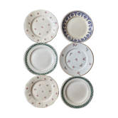 Old flat plates in green and blue.