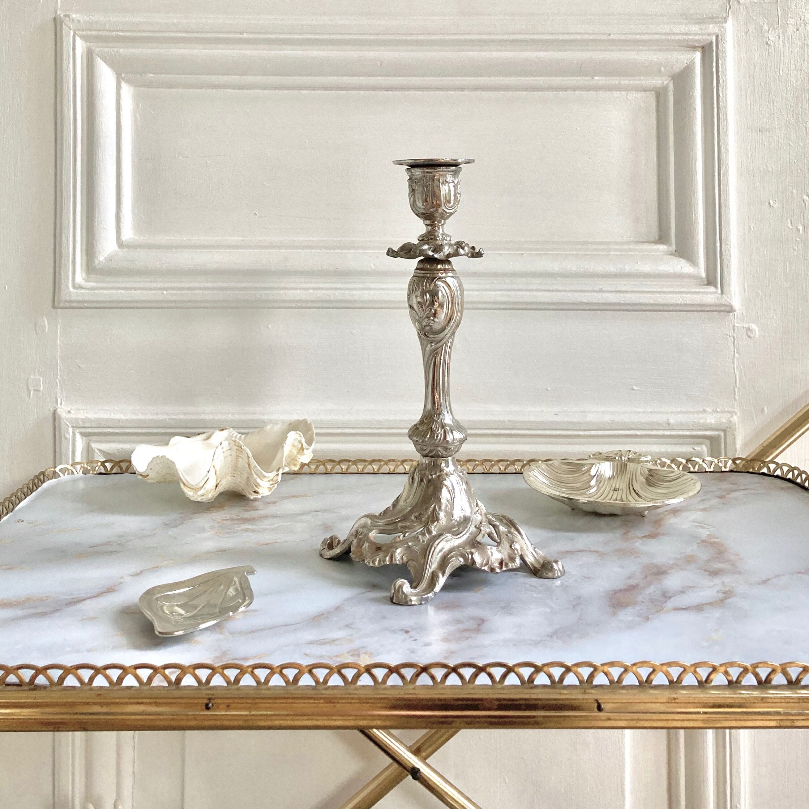 Candlestick candlestick rocker