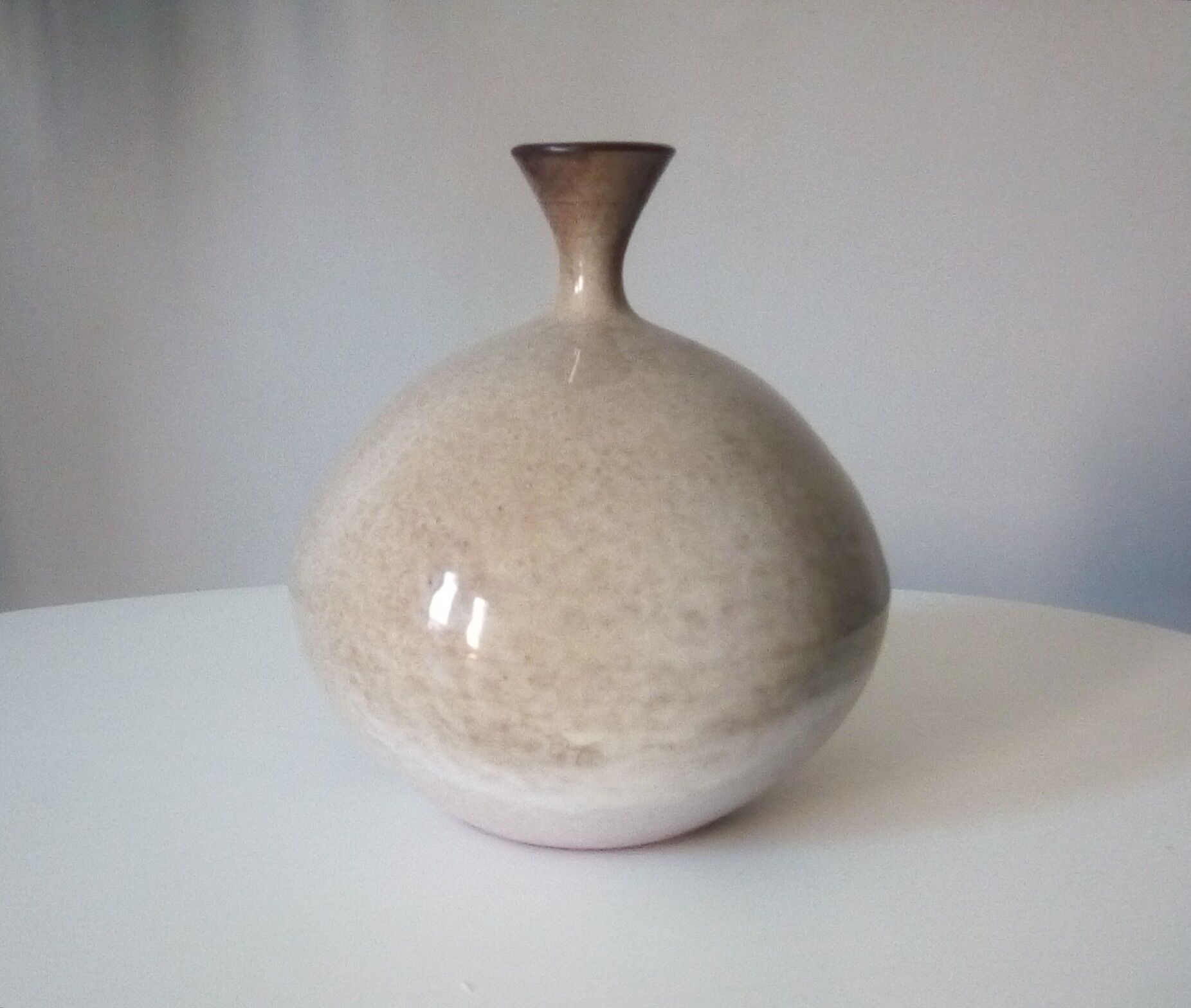 Vintage ceramic soliflore vase