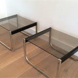 Paire de bouts de canapé en chrome, bois noirci et verre