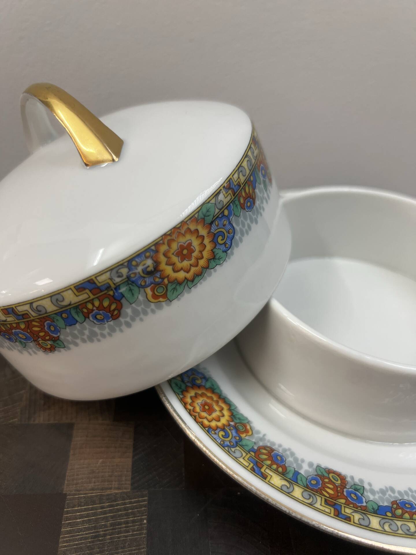 Beurrier / légumier porcelaine de Limoges 1960