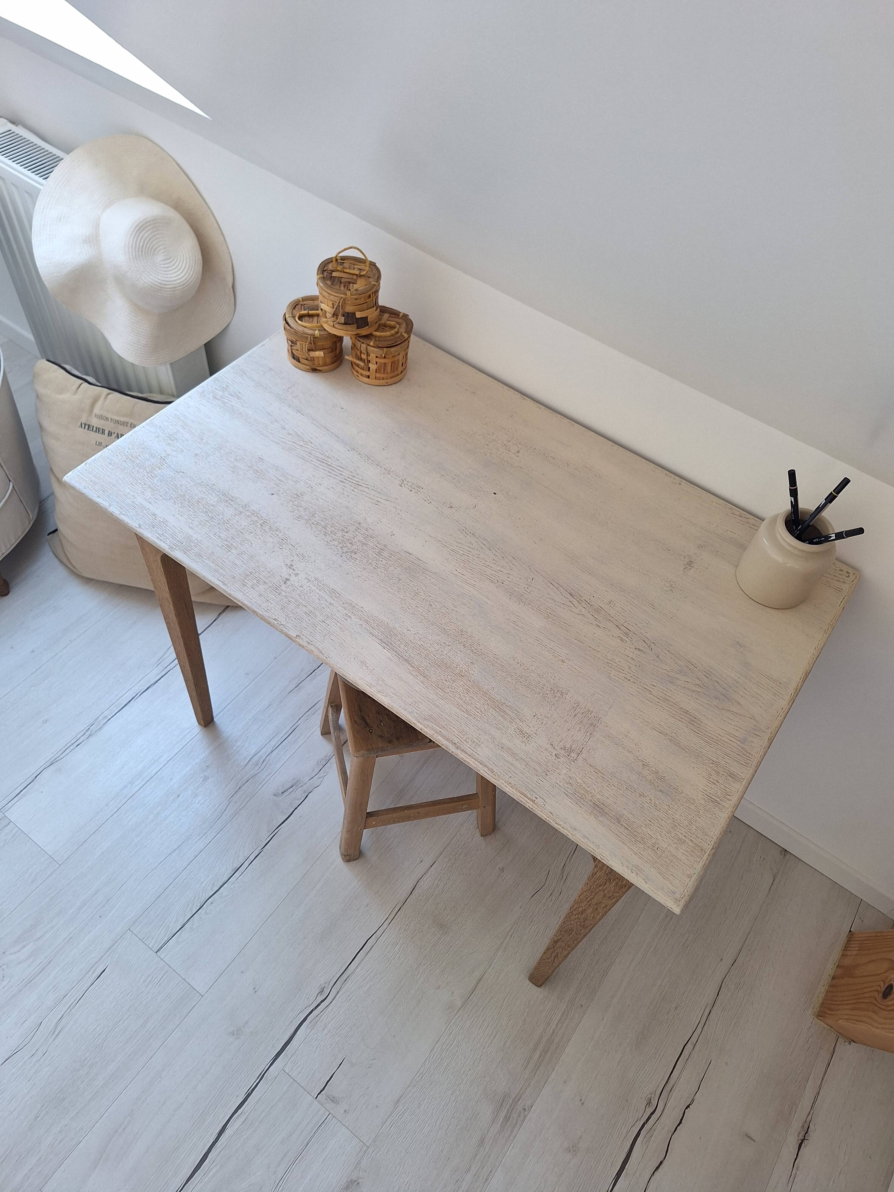 Antique wooden desk – farmhouse table - chic country spirit