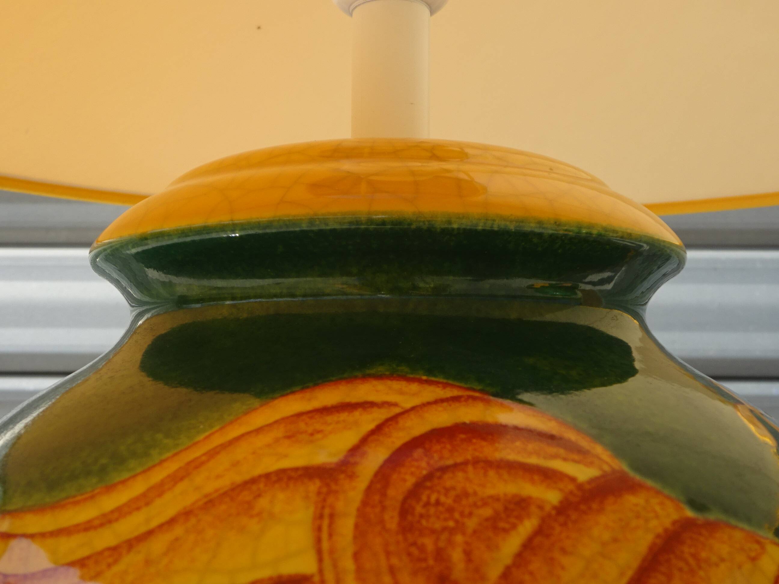 Ceramic lamp, vase and matching plate, Drimmer