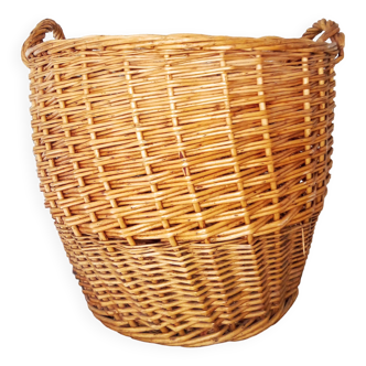 Large vintage wicker basket