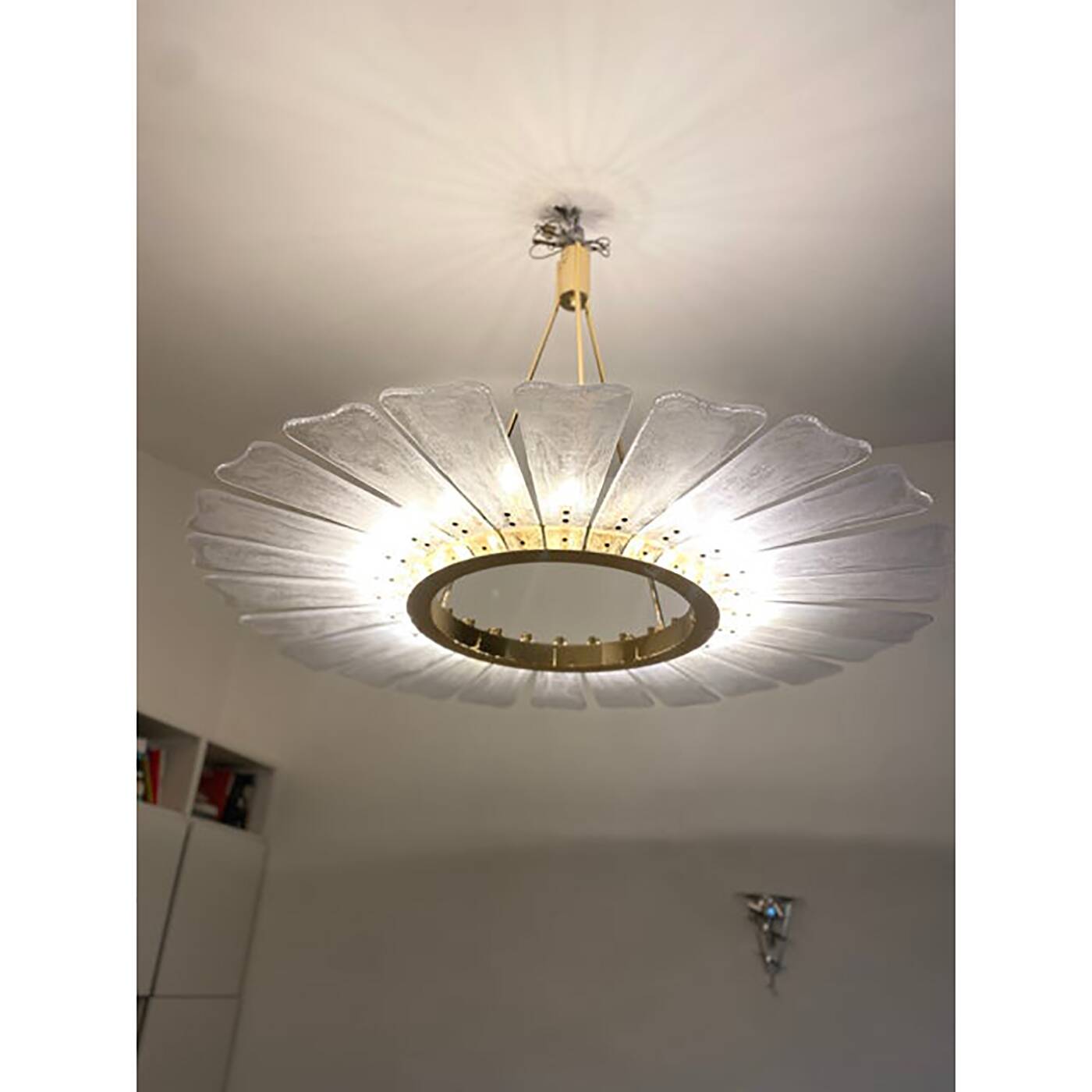 Contemporary Venied-White "Marguerite" Murano Style Glass Gold Chandelier