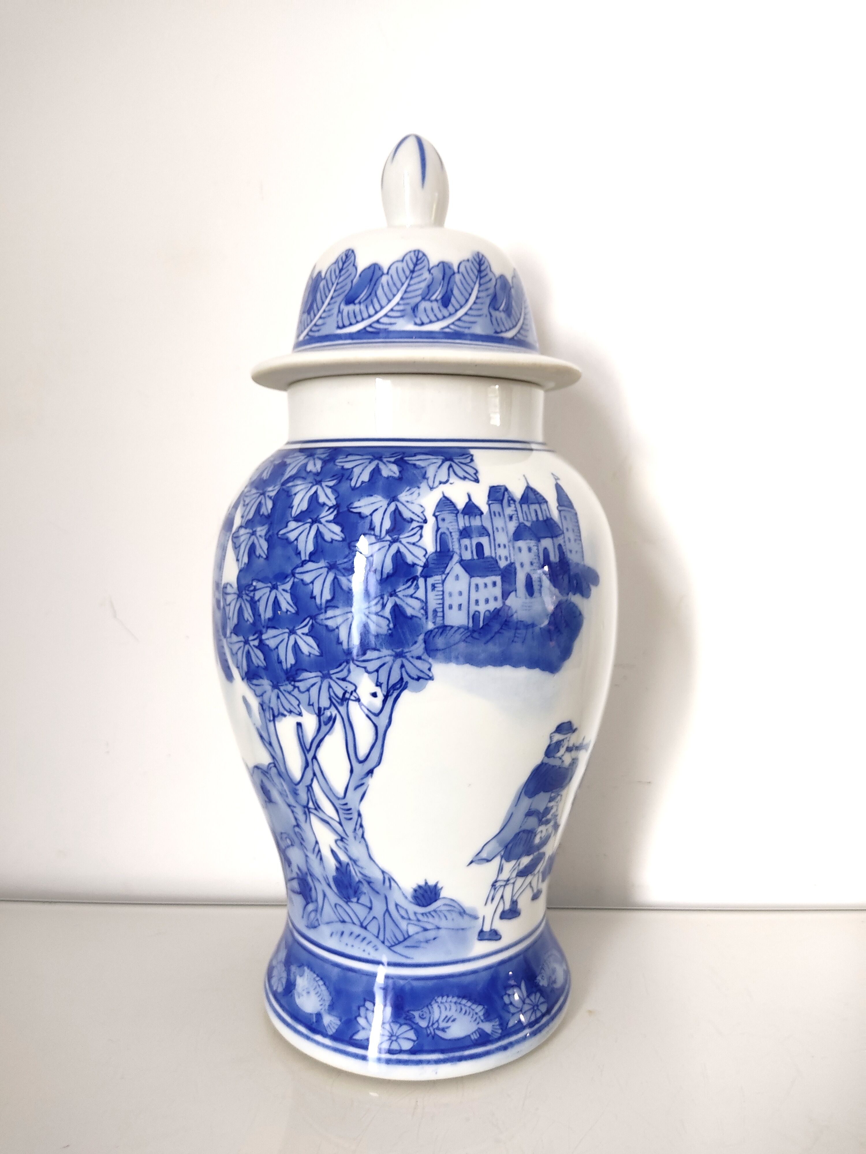 Chinese porcelain vase