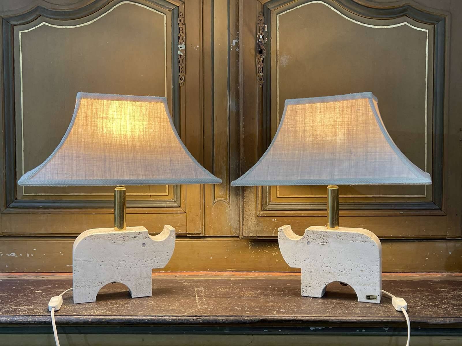 Pair of Italian lamps in travertine by Fratelli Mannelli