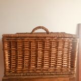 Wicker trunk