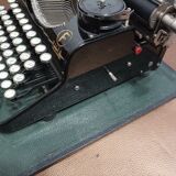 Olympia model Filia, typewriter 30s/40s Functional