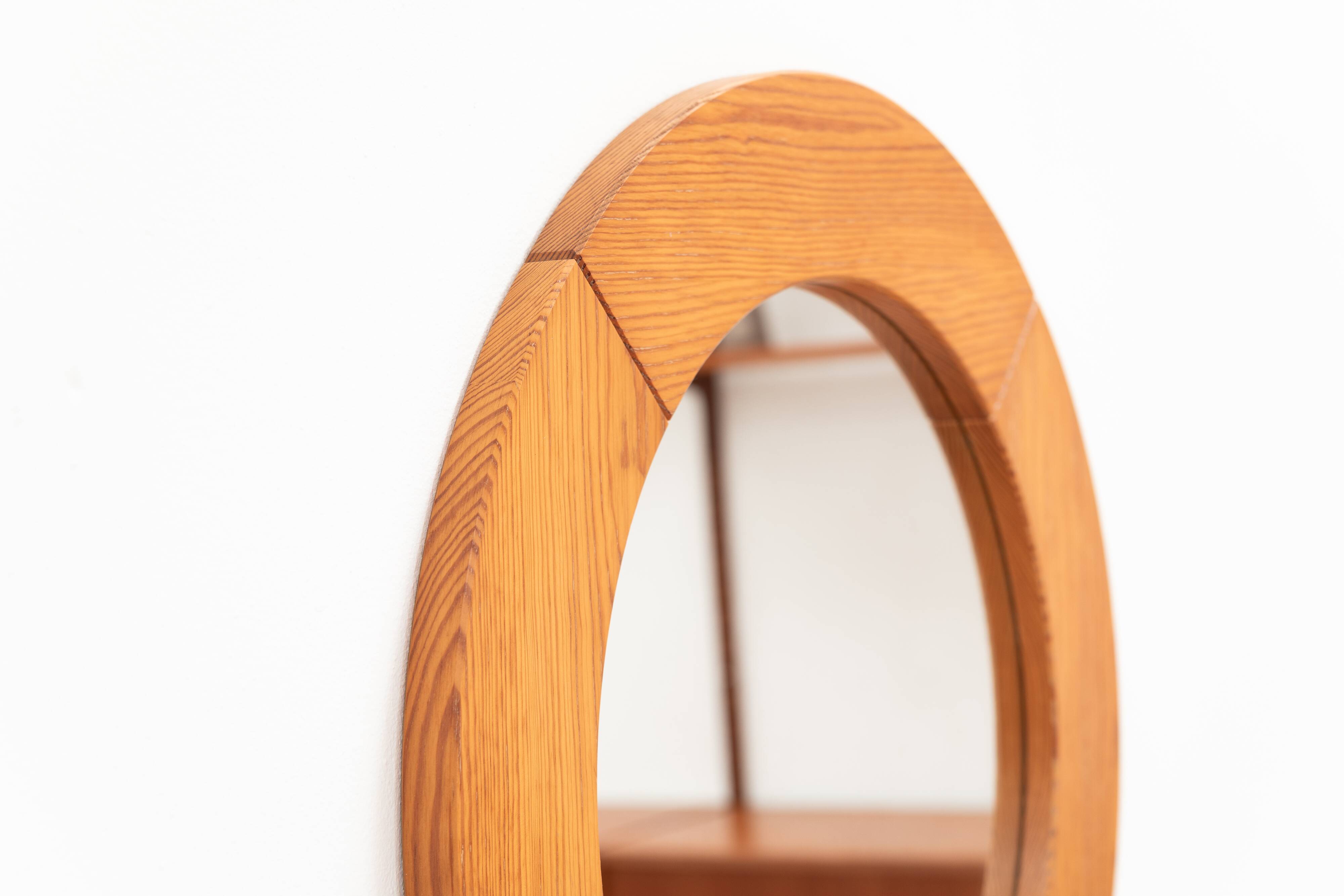Round pine mirror by Glasmaster Markaryd, Sweden, 1970's