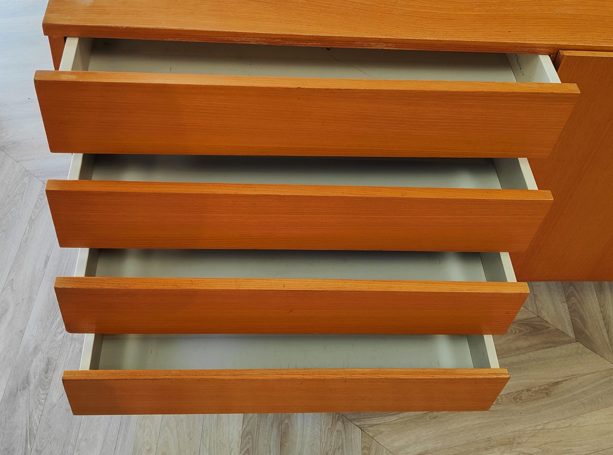 Enfilade suédoise mid century