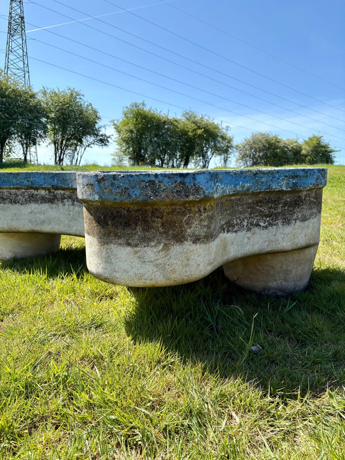 Willy Guhl pond edited by Eternit – designer planter in fibrecement