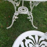 Cast aluminum garden furniture