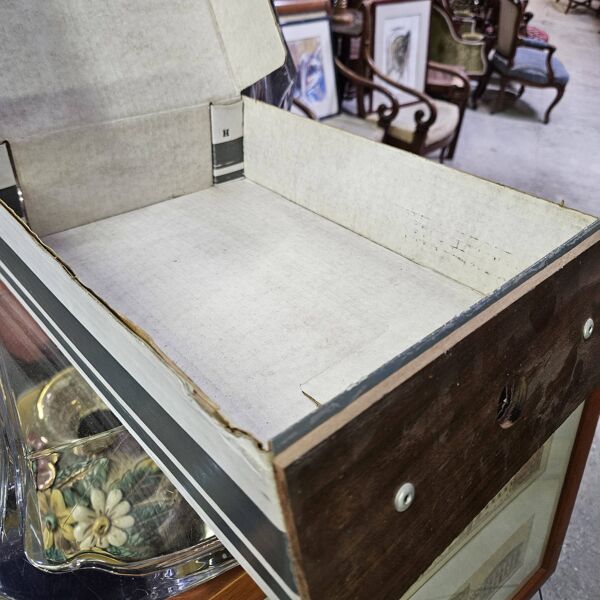 Meuble industriel Clem 60 tiroirs format A4 façade en noyer rivetée