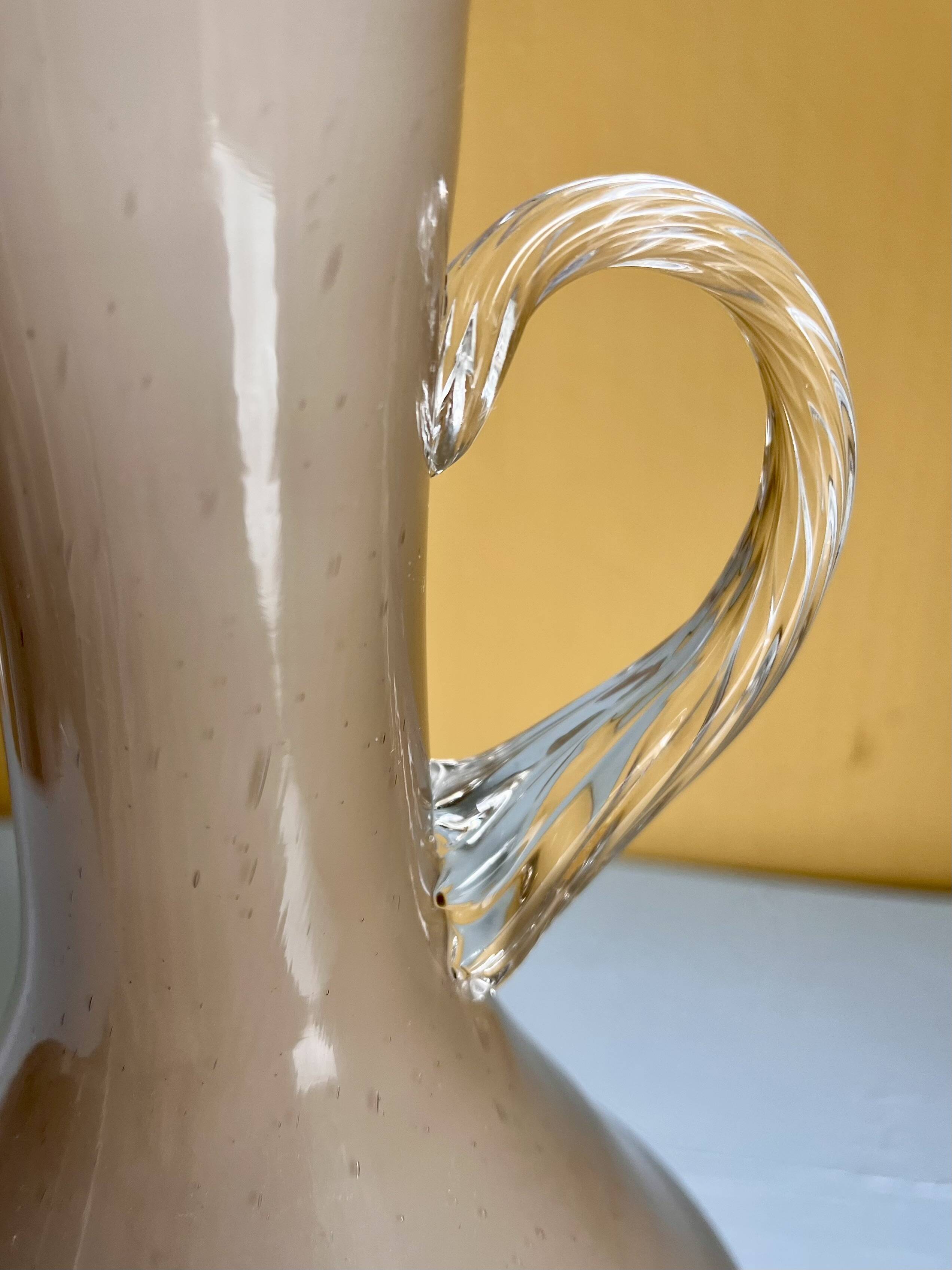 Pichet en verre opalin vintage – style Murano