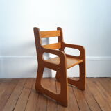 Chaise en bois pour enfant