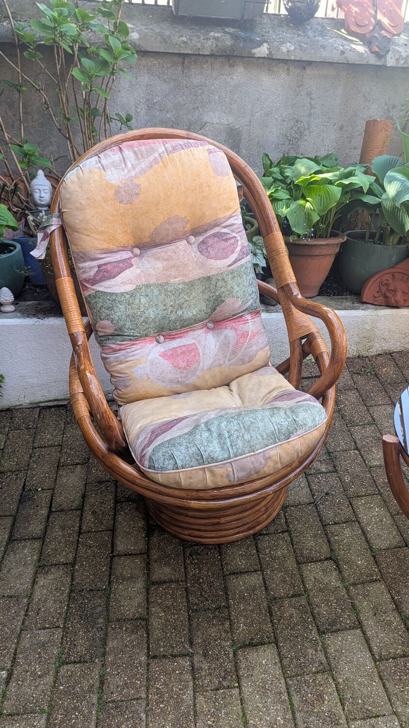 1970s spiral rattan lounge set