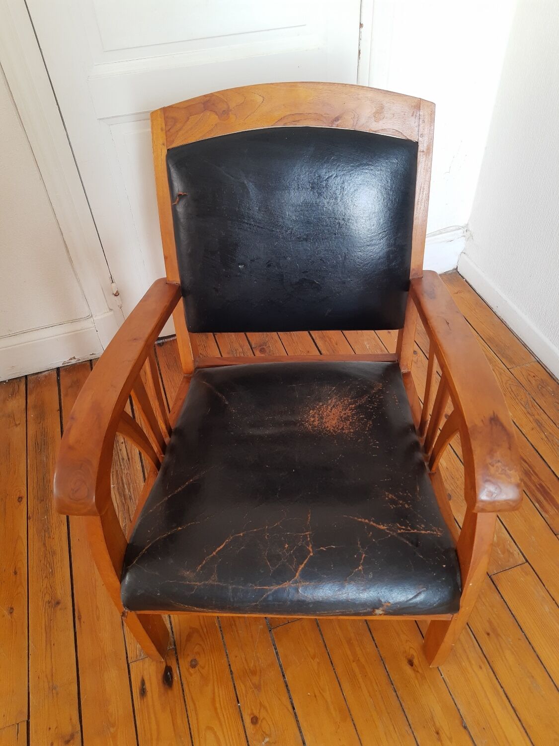 Fauteuil ancien à renover