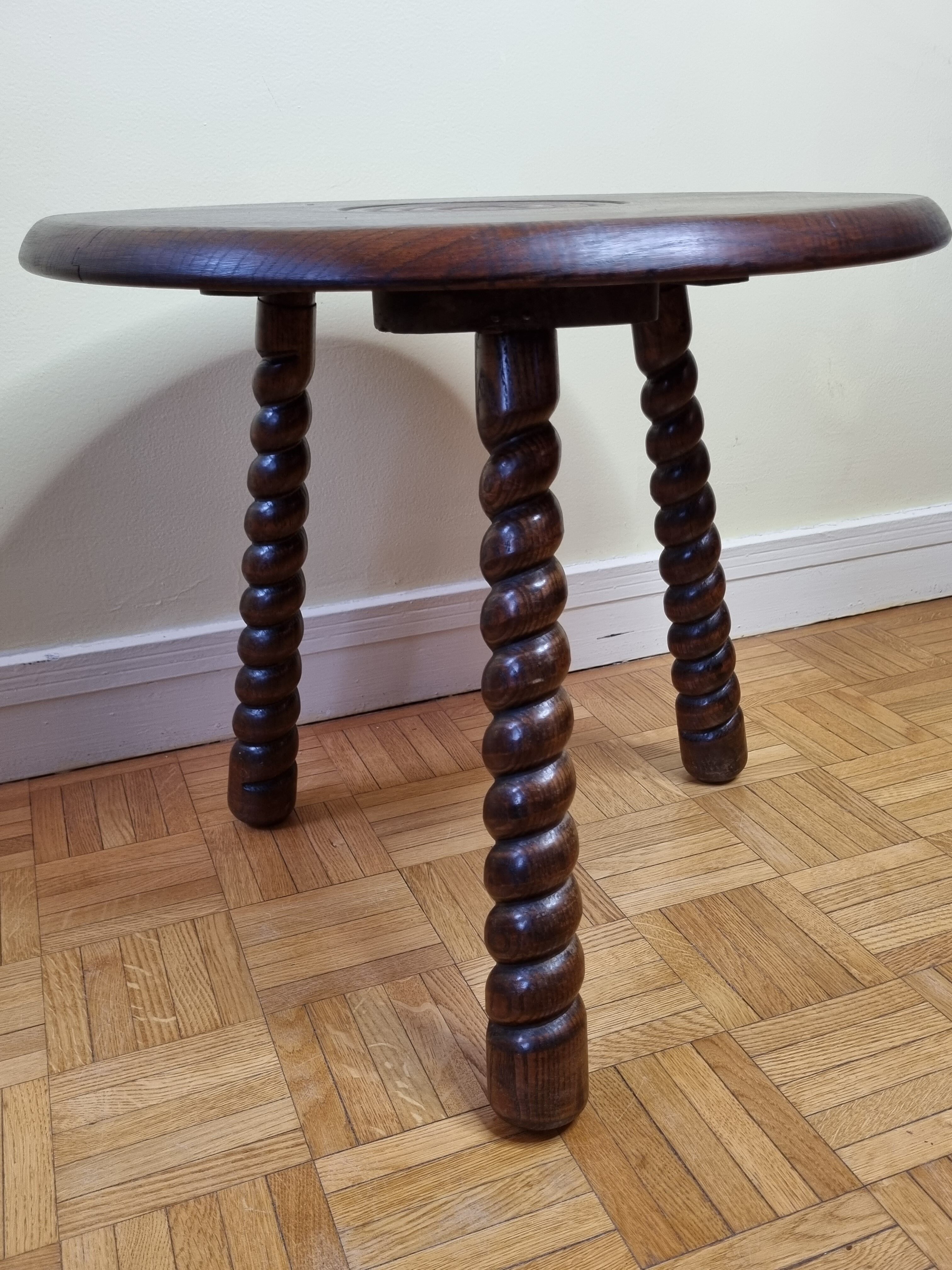 Round wooden coffee table turned Breton style, 50 cm