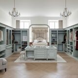 Cabina Armadio Aperta Classica in Tonalità Celeste/Grigio Perla con Isola C