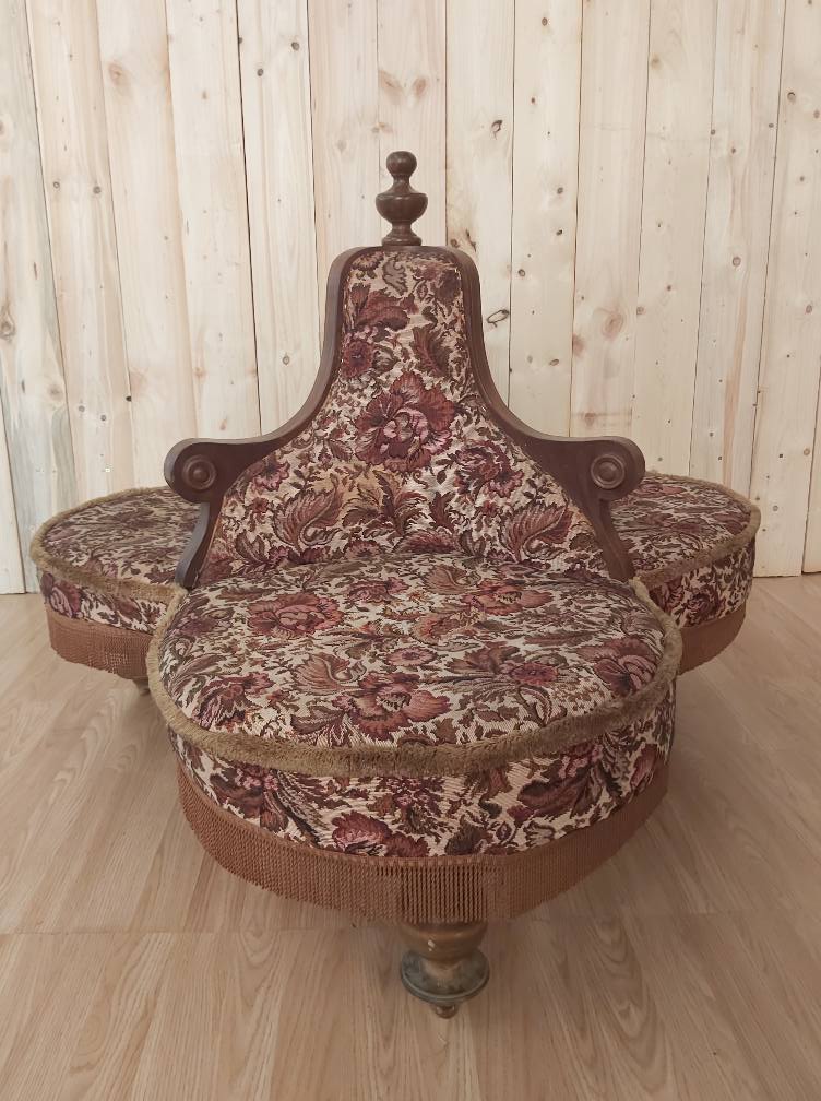 Old 3-seater terminal chair 19th century