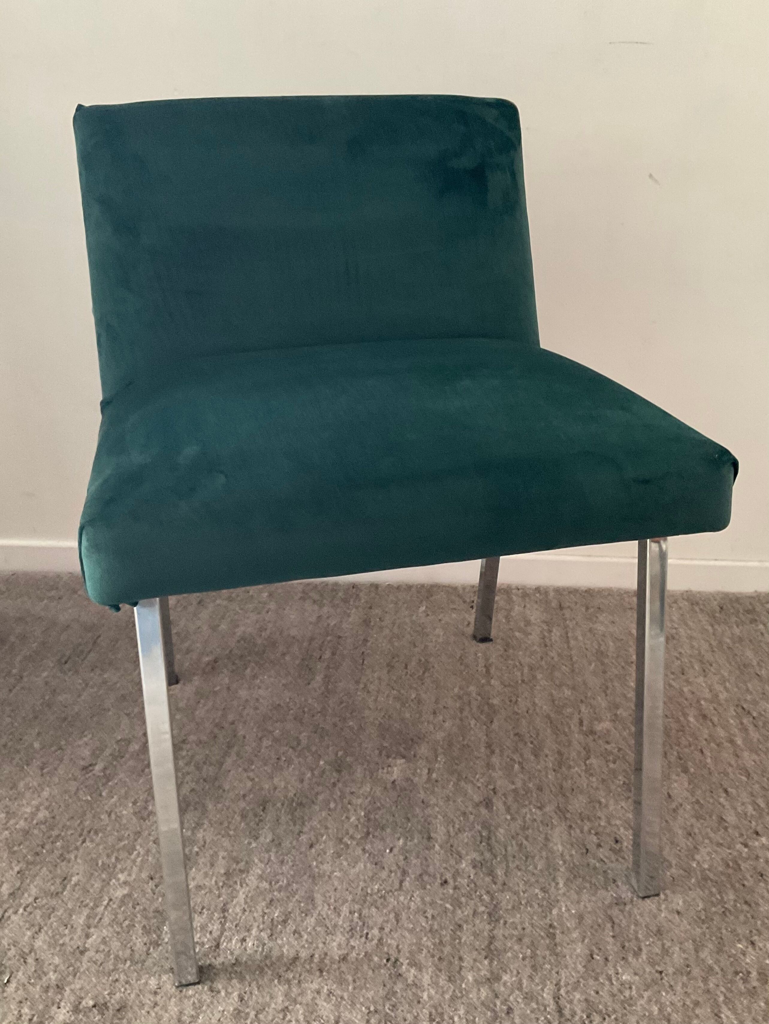 Vintage chair in green velvet and chrome legs
