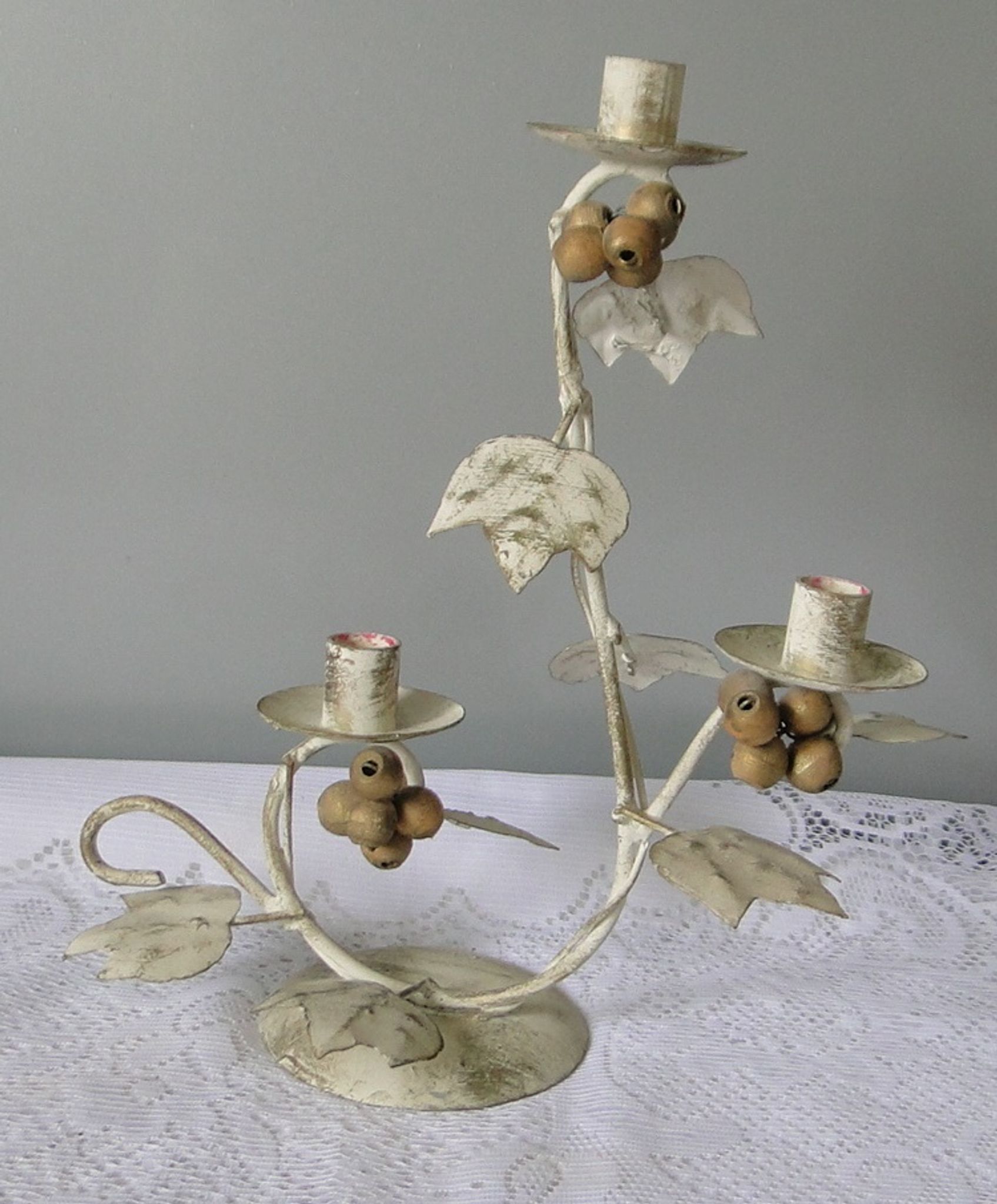 Candlestick for 3 candles, aged whitewashed metal, shabby chic