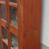 Armoire vitrée en bois