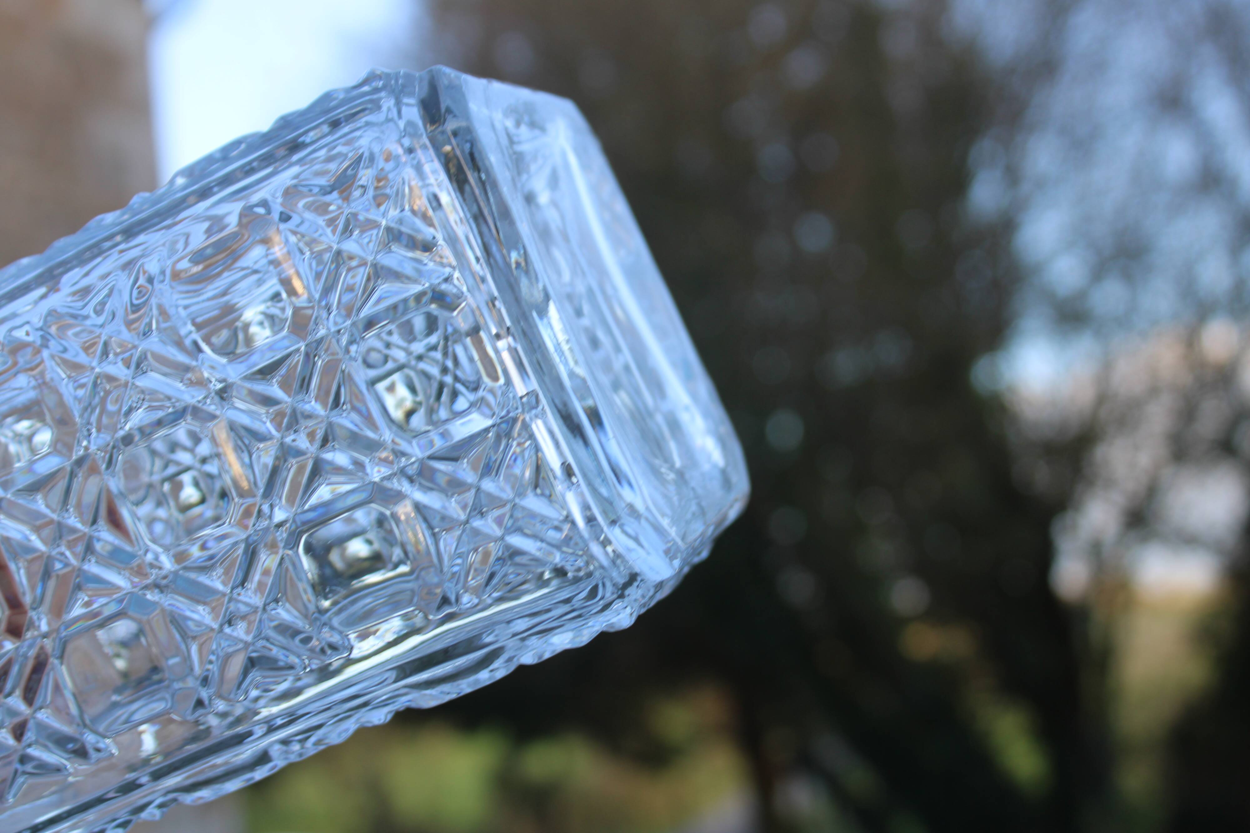 Carafe en Cristal d’Arques – Décanteur verre taillé géométrique