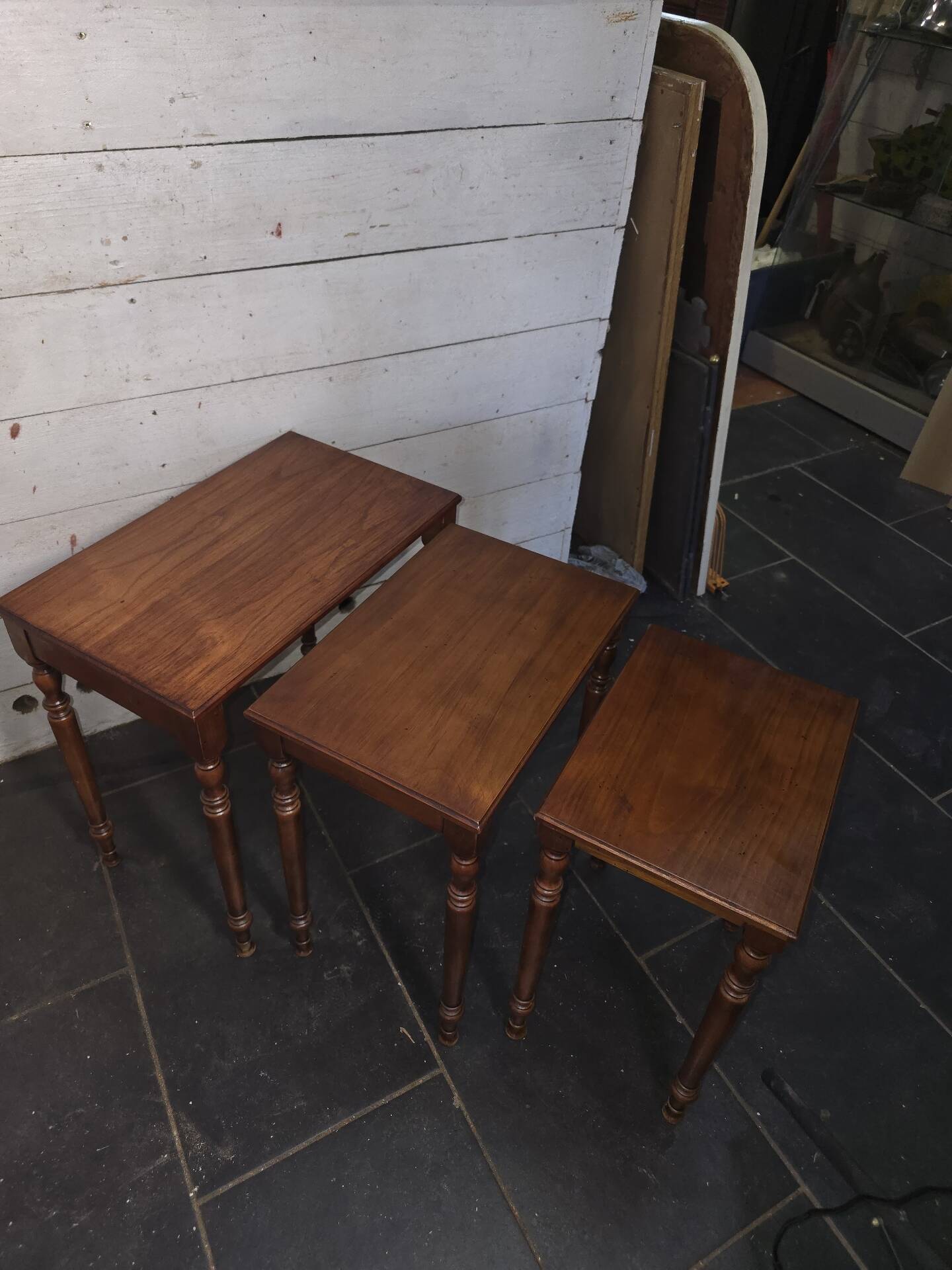 Nest of tables in cherry wood
