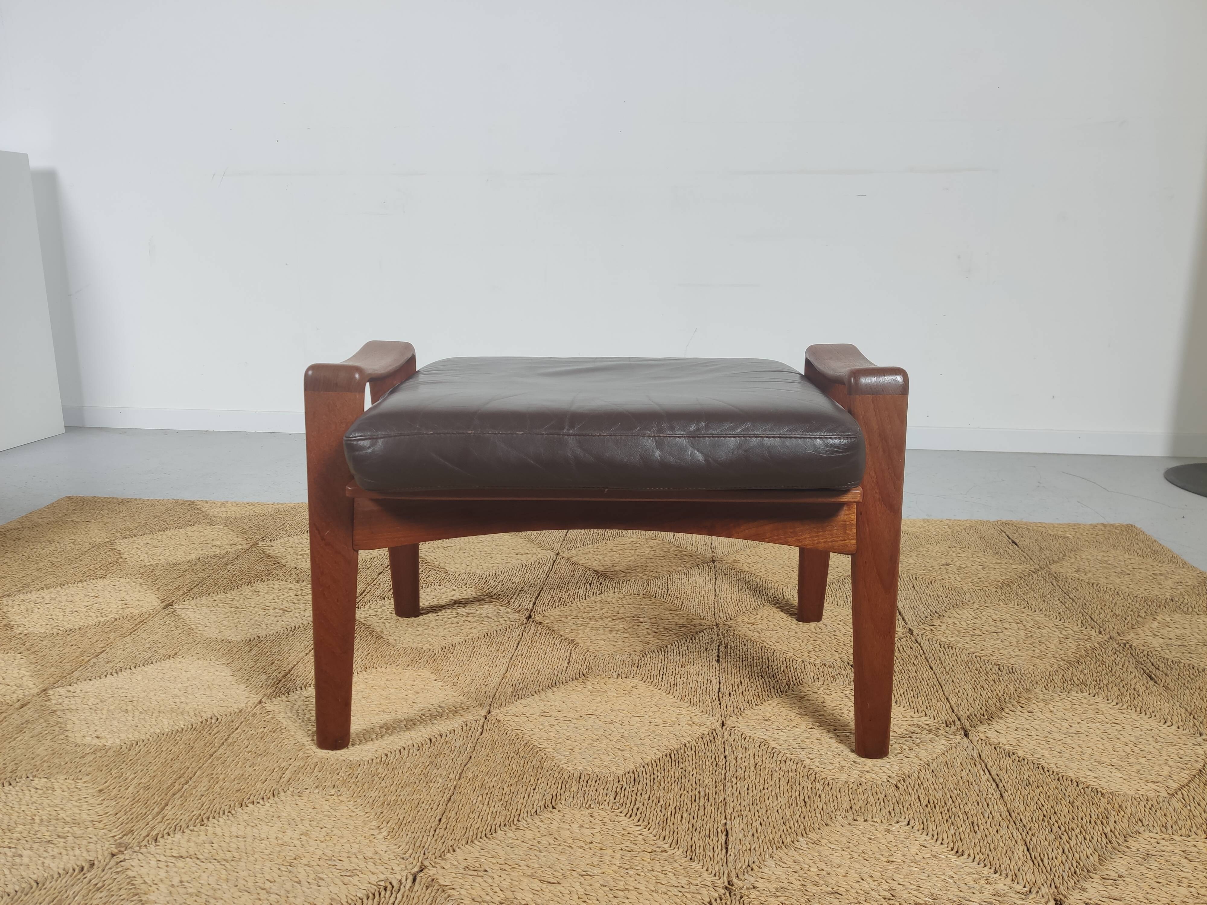 Leather and teak footrest Arne Wahl Iversen, Denmark 1960