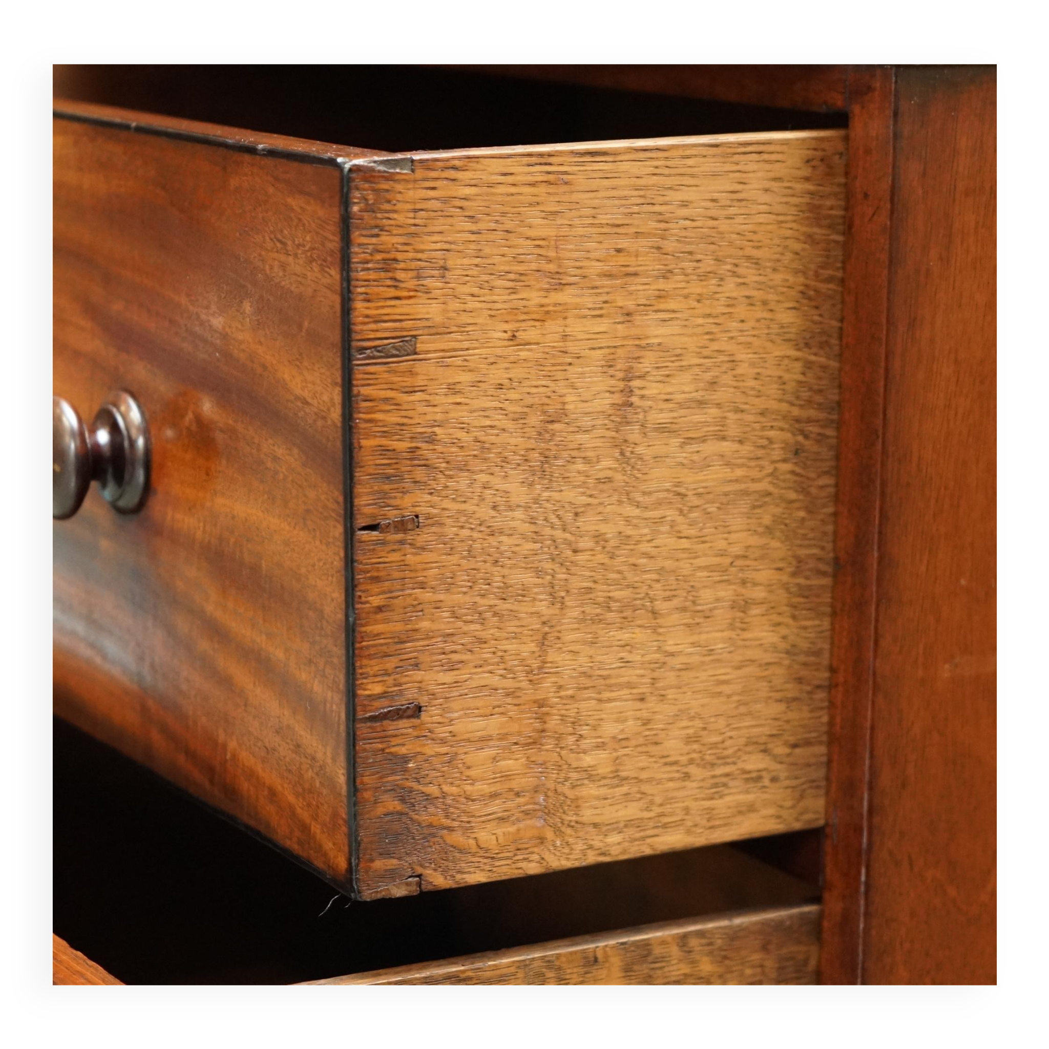 Paire de commodes hautes anciennes Castle Howard 1840 en bois dur